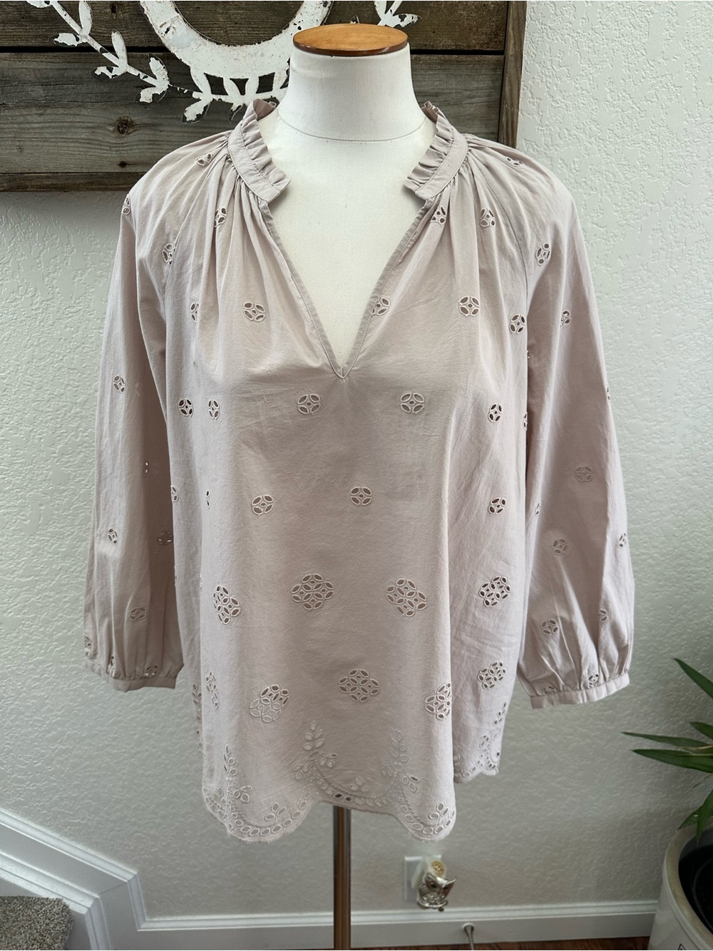 Madewell Women's Eyelet Peasant Blouse 100% cotton ladies Small